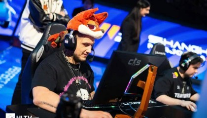 电竞选手Zeus回应女学生被开除：她从未提过她有男朋友，我感到很遗憾