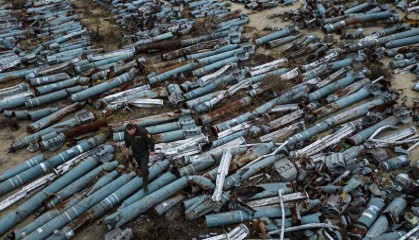 泽连斯基失望透顶，被美当面羞辱，终于认清了现实：只要能停火，领土也能谈！