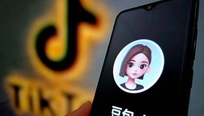 字节的硬件野心，藏在豆包里