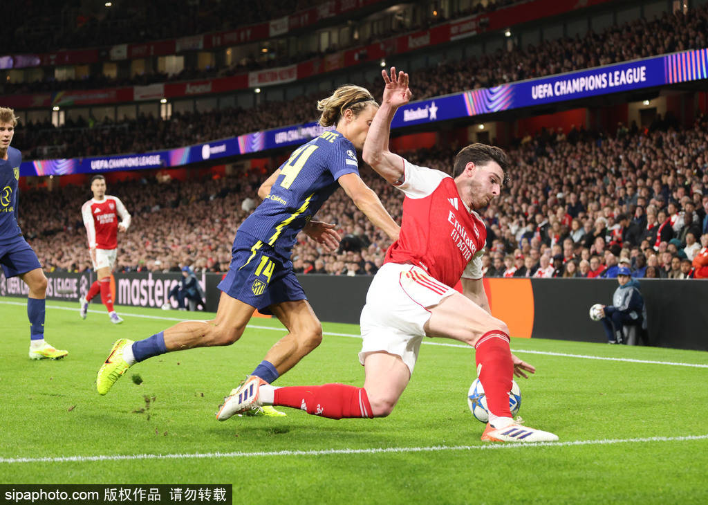 欧冠-约克雷斯双响 阿森纳13分钟4球4-0马竞豪取3连胜