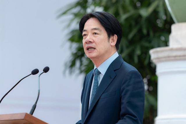 大陆侦办沈伯洋后，民进党急了，喊话郑丽文转移视线