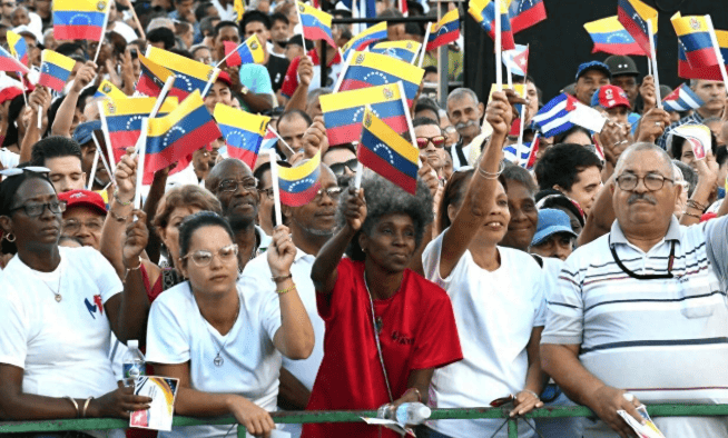 不宣而战!美军24小时内发动三次空袭,仅一人幸存,美军方下达保密要求?